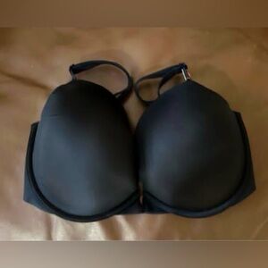 New Victoria’s Secret 34 DDD Black Bra